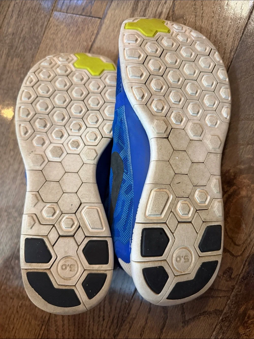 Nike Kids Blue and Neon Yellow Sneakers
